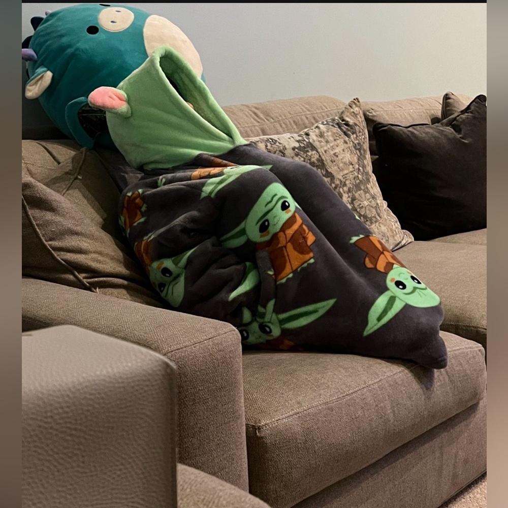 Baby Yoda -Kids oversized hoodie/ blanket